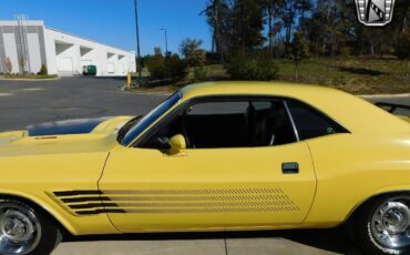 Dodge-Challenger-1973-6