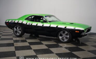 Dodge-Challenger-1974-17