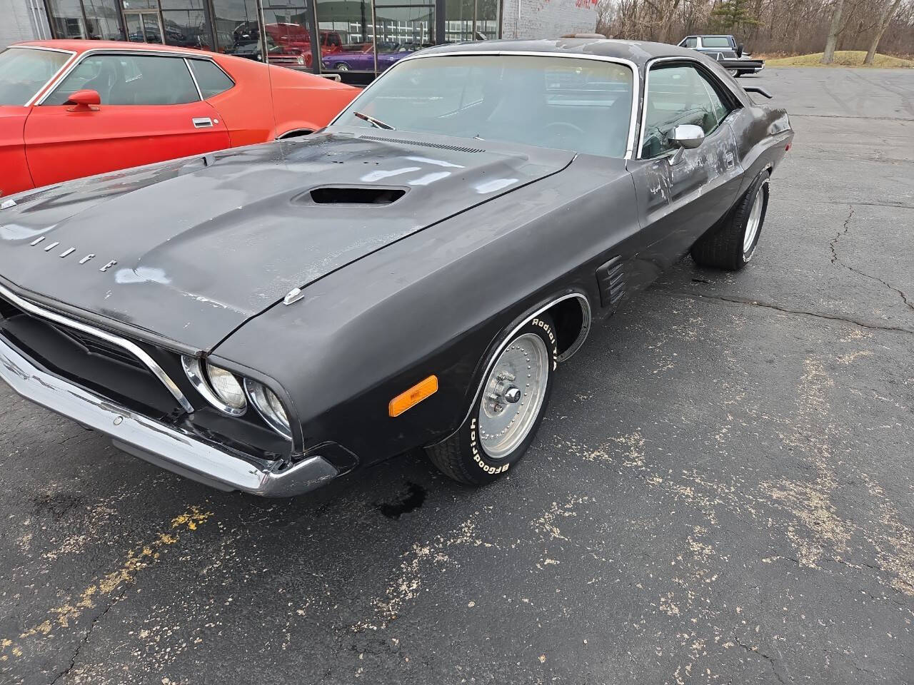 Dodge-Challenger-1974-3