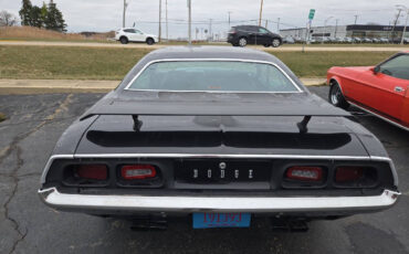 Dodge-Challenger-1974-6