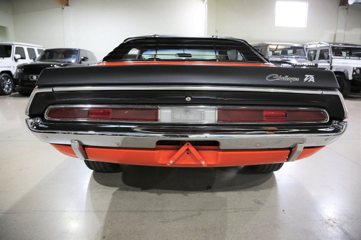 Dodge-Challenger-TA-340-Six-Pak-1970-4