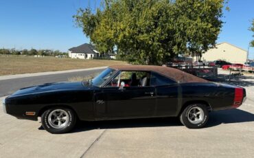 Dodge-Charger-1970-4