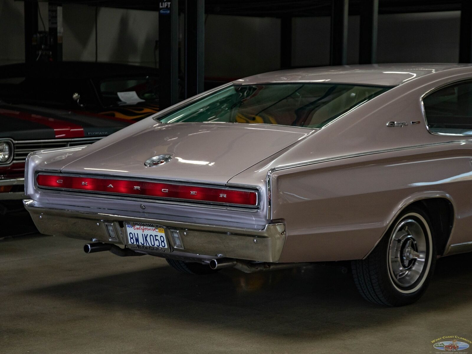 Dodge-Charger-Coupe-1966-24