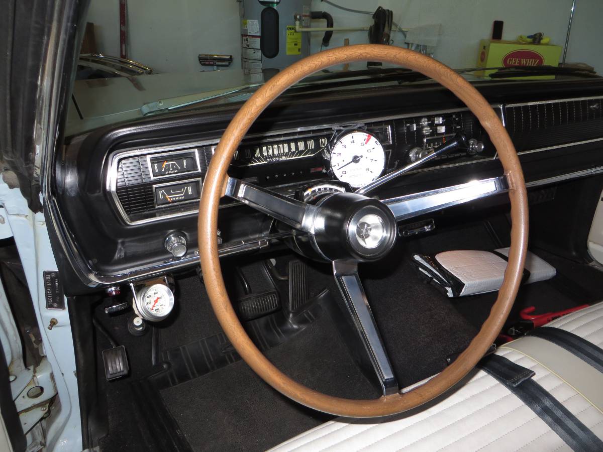 Dodge-Coronet-440-convertible-1966-17