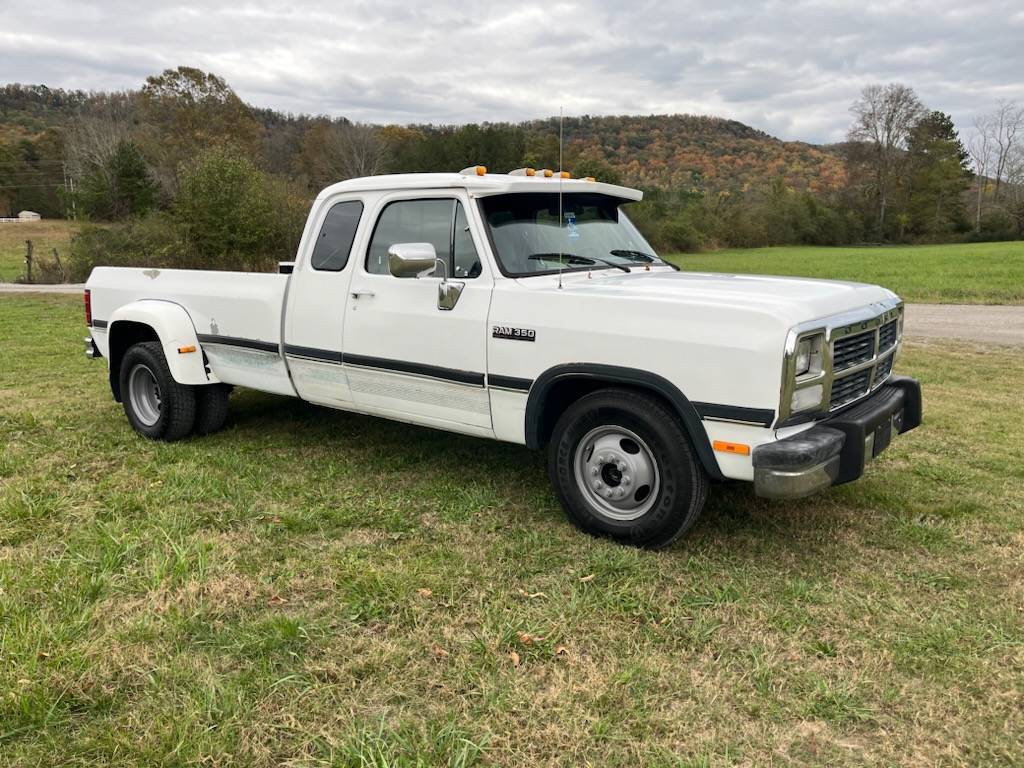 Dodge-Cummins-d350-diesel-1993-1