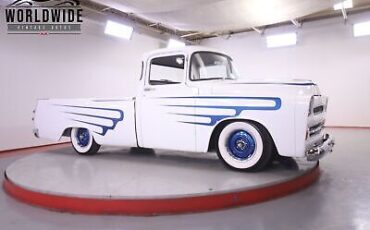 Dodge-D100-SWEPTSIDE-1957-1