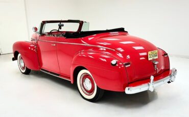 Dodge-Luxury-Liner-Cabriolet-1940-5