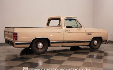 Dodge-Other-Pickups-Pickup-1984-16