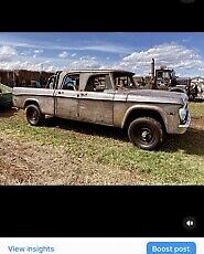 Dodge-Power-Wagon-1970-1