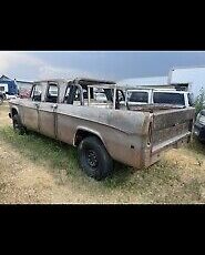 Dodge-Power-Wagon-1970-10