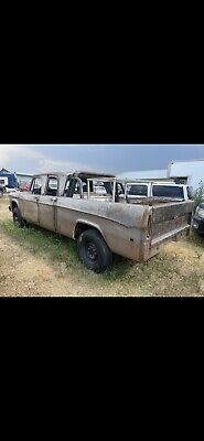 Dodge-Power-Wagon-1970-10