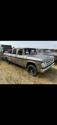 Dodge-Power-Wagon-1970-6