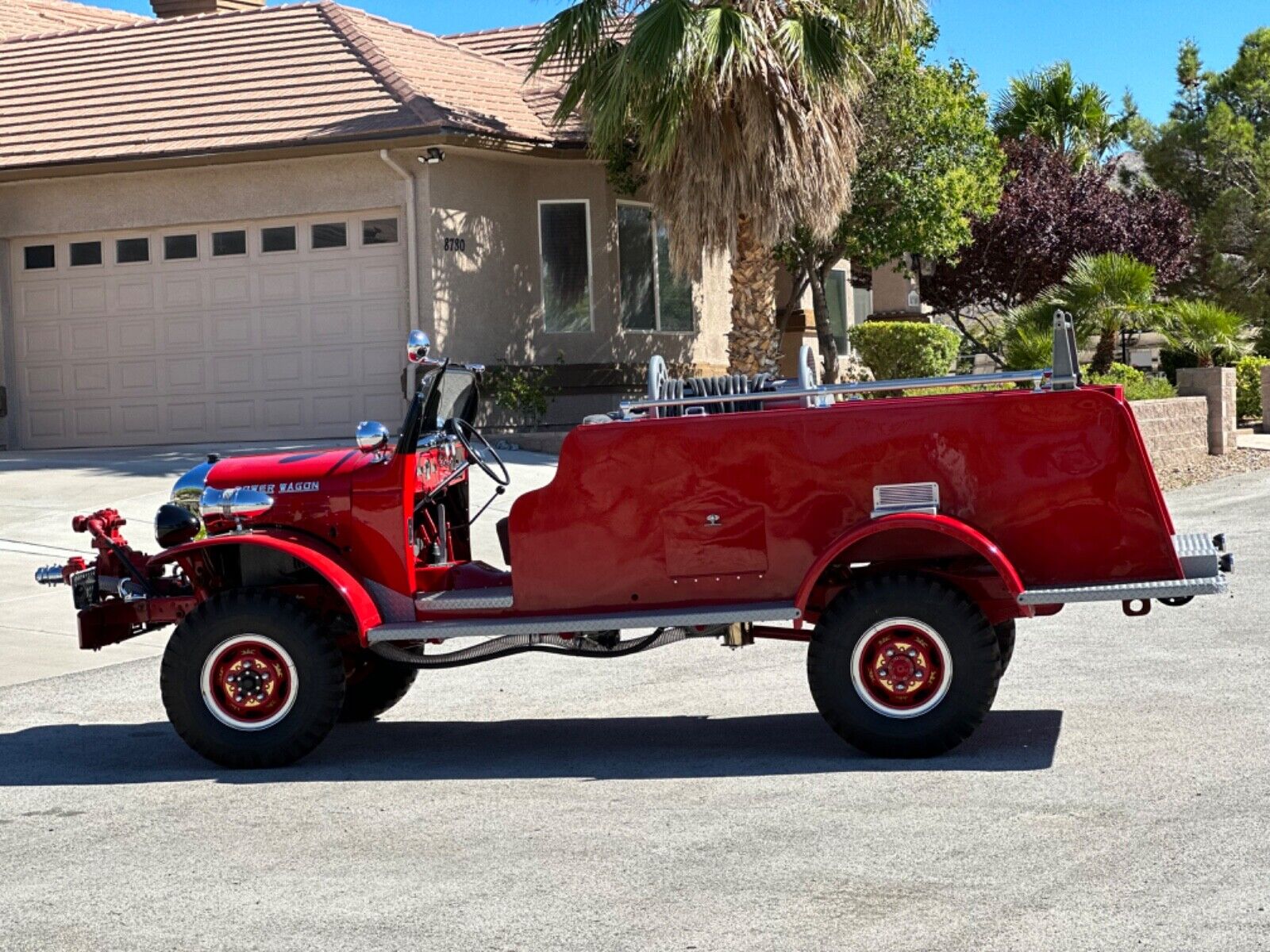 Dodge-Power-Wagon-Cabriolet-1950-12