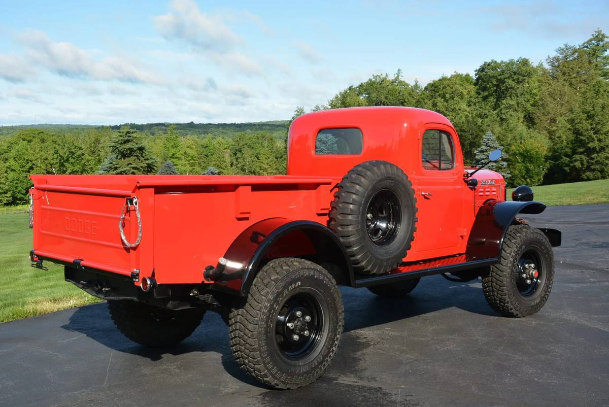 Dodge-Power-wagon-1951-1