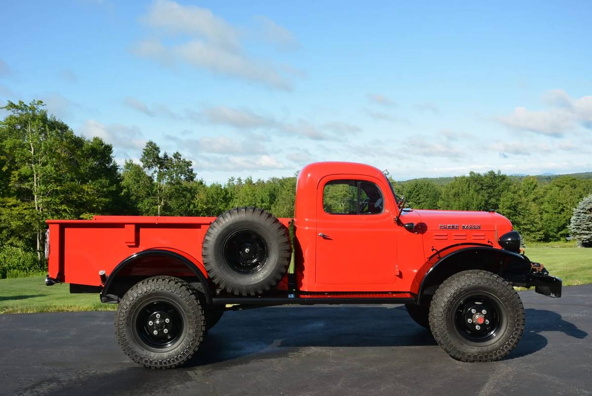 Dodge-Power-wagon-1951-2