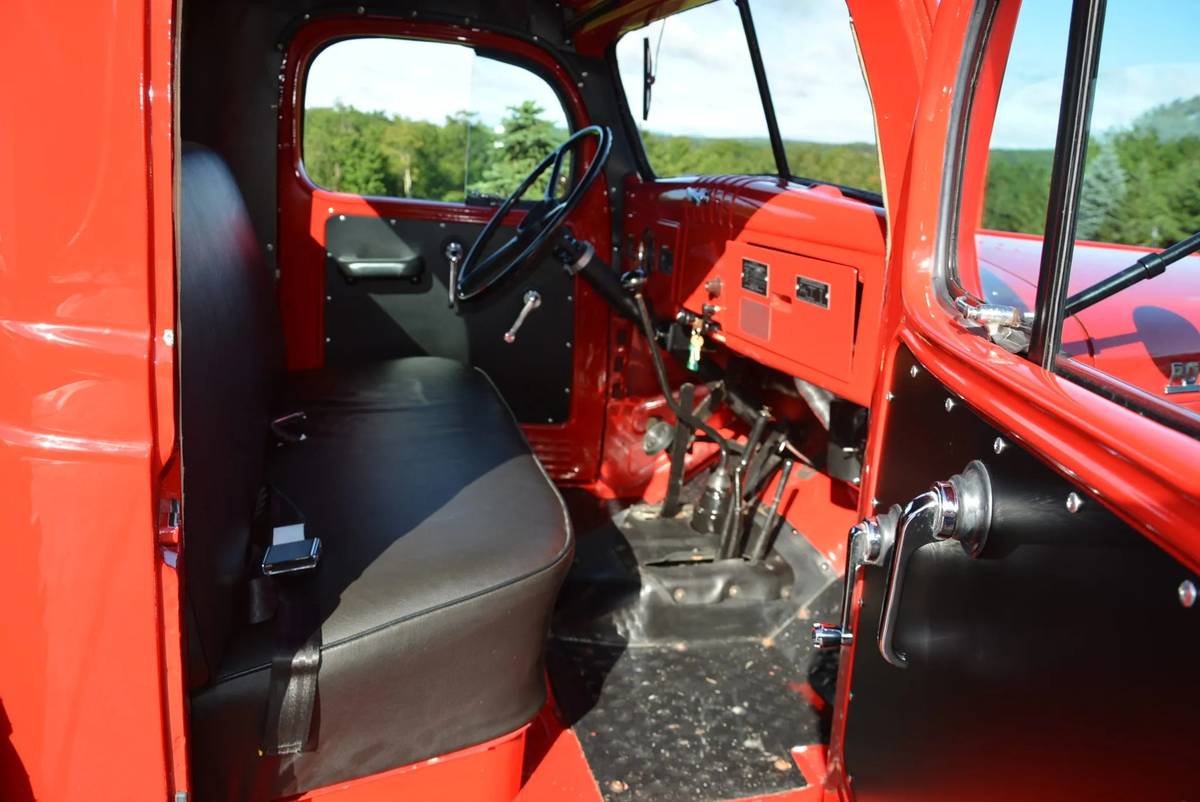 Dodge-Power-wagon-1951-3