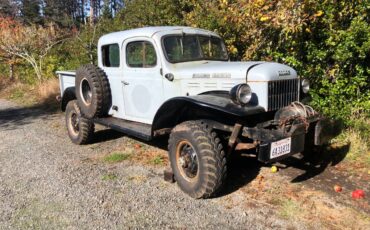 Dodge-Power-wagon-1953