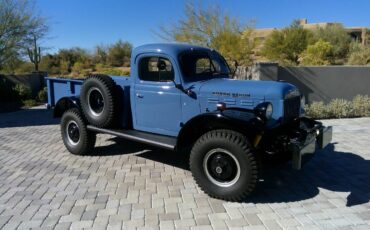 Dodge-Powerwagon-1947-2