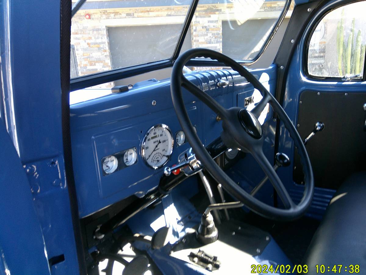 Dodge-Powerwagon-1947-9