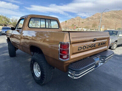 Dodge-Ram-1500-Pickup-1986-3