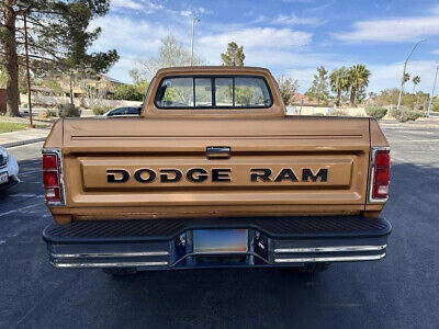 Dodge-Ram-1500-Pickup-1986-4