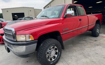 Dodge-Ram-2500-Pickup-1995-7