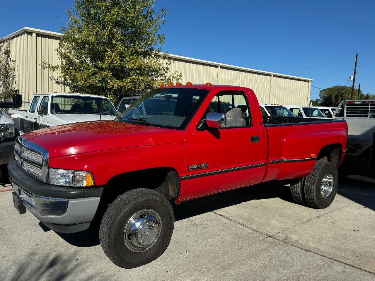 Dodge-Ram-3500-Pickup-1995-4