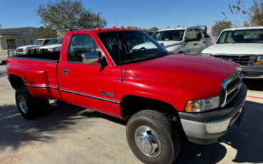 Dodge-Ram-3500-Pickup-1995-8