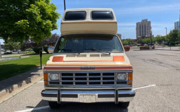 Dodge-Ram-Van-1986-1