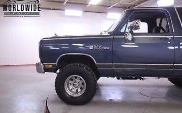 Dodge-Ramcharger-1989-6