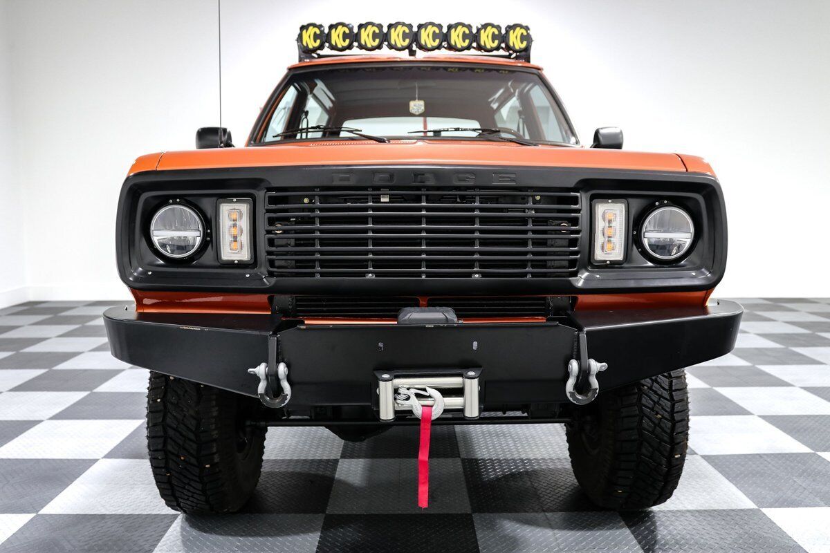 Dodge-Ramcharger-SUV-1978-1