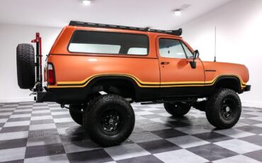 Dodge-Ramcharger-SUV-1978-7