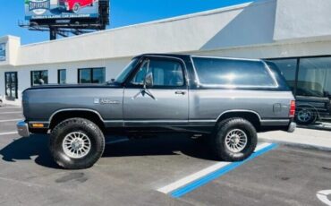 Dodge-Ramcharger-SUV-1986-5