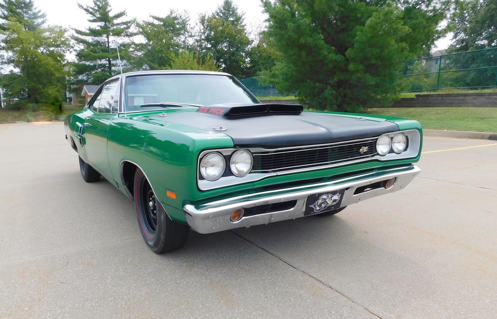 Dodge-SUPERBEE-Coupe-1969-9