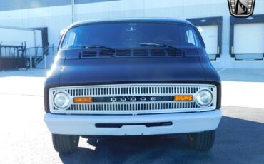 Dodge-Sportsman-Van-1973-8