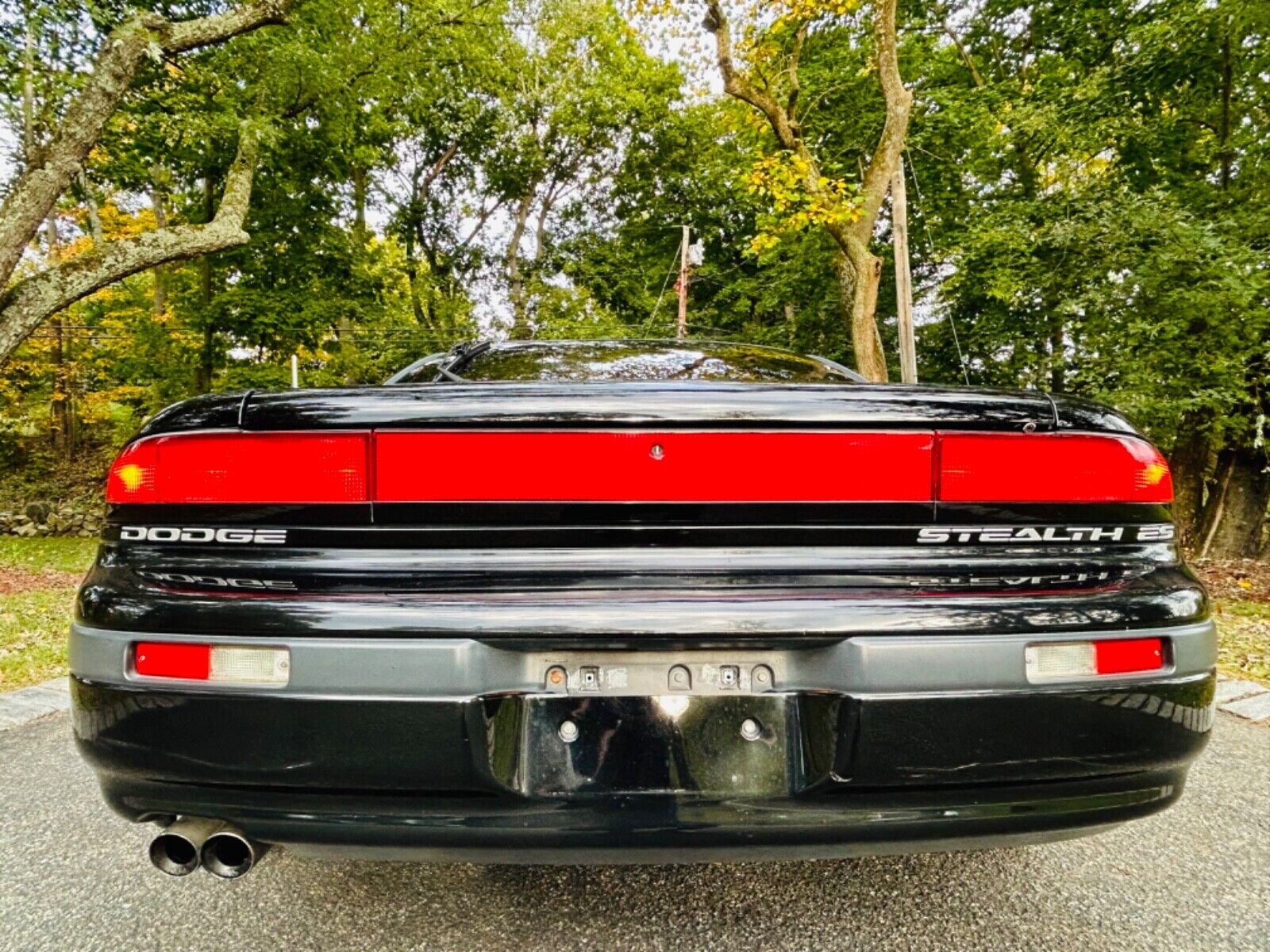 Dodge-Stealth-Coupe-1991-16