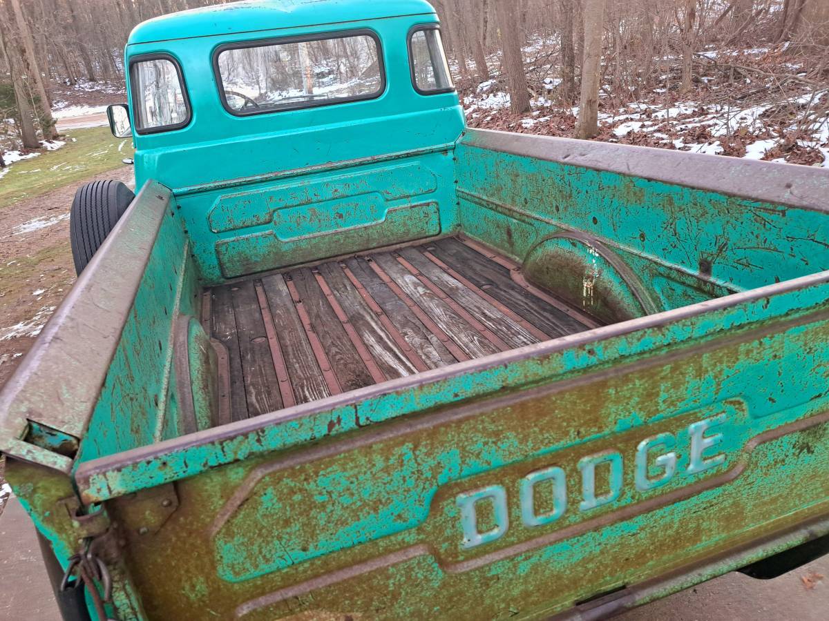 Dodge-Truck-1954-3