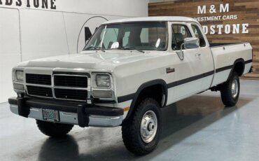 Dodge-W-series-diesel-1993