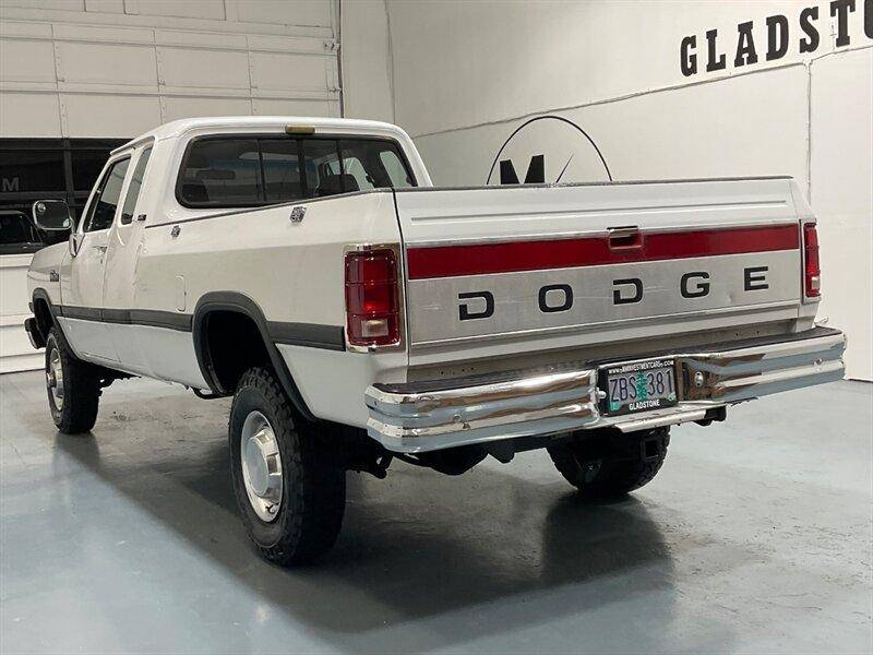 Dodge-W-series-diesel-1993-6