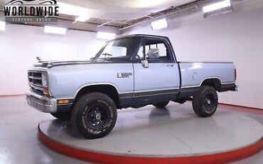 Dodge W150 Power Wagon  1989