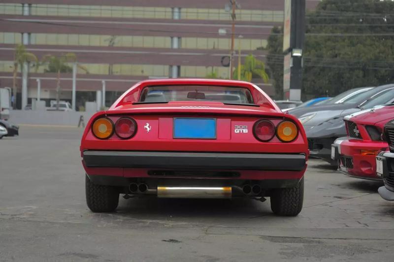 Ferrari-308-GTB-1977-3