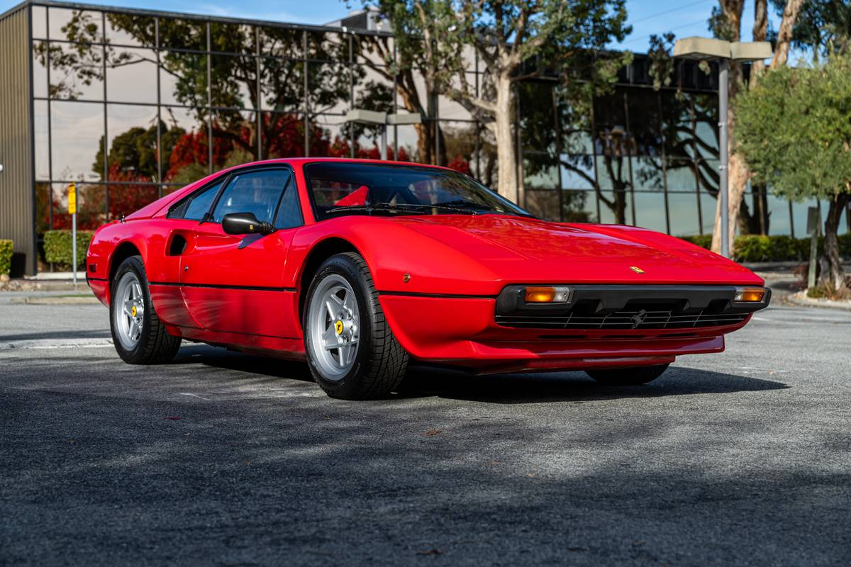 Ferrari-308-gtbi-1981-5