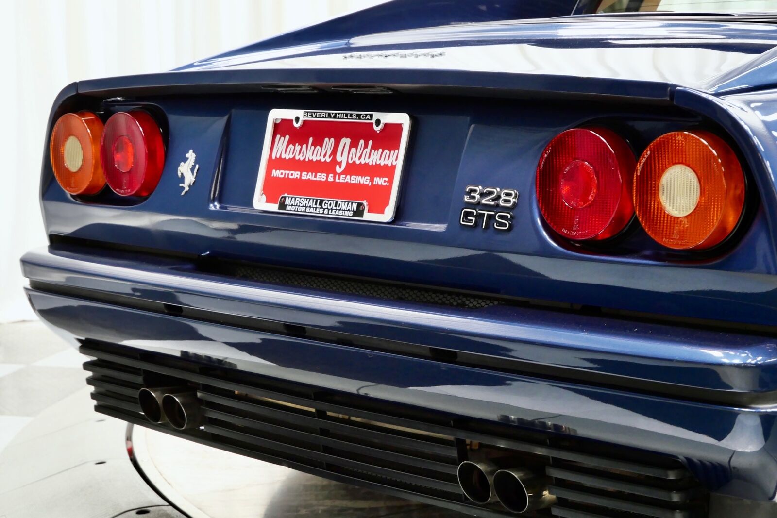 Ferrari-328-Coupe-1989-36