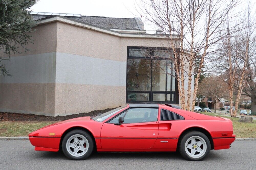 Ferrari-328GTS-1986-3