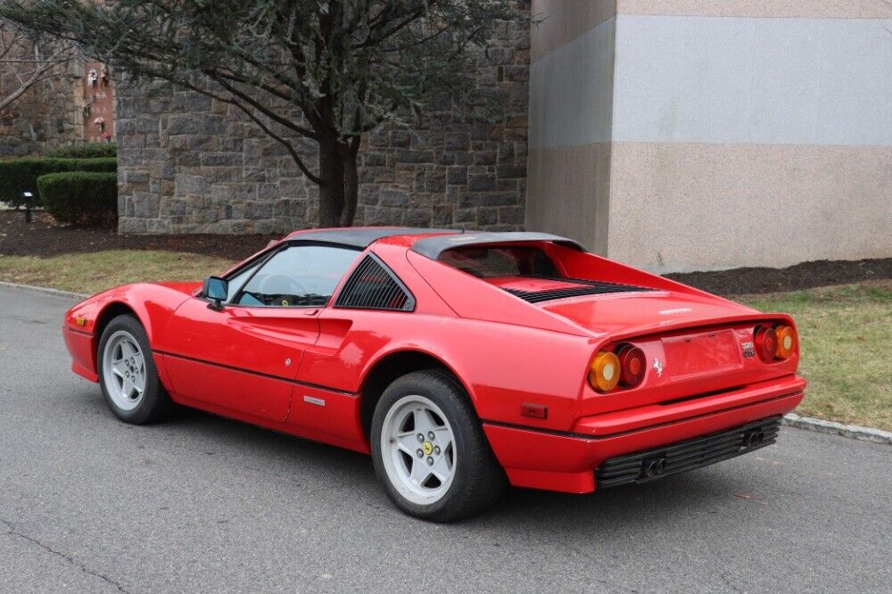 Ferrari-328GTS-1986-4