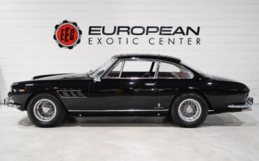 Ferrari-330-GT-1967-6