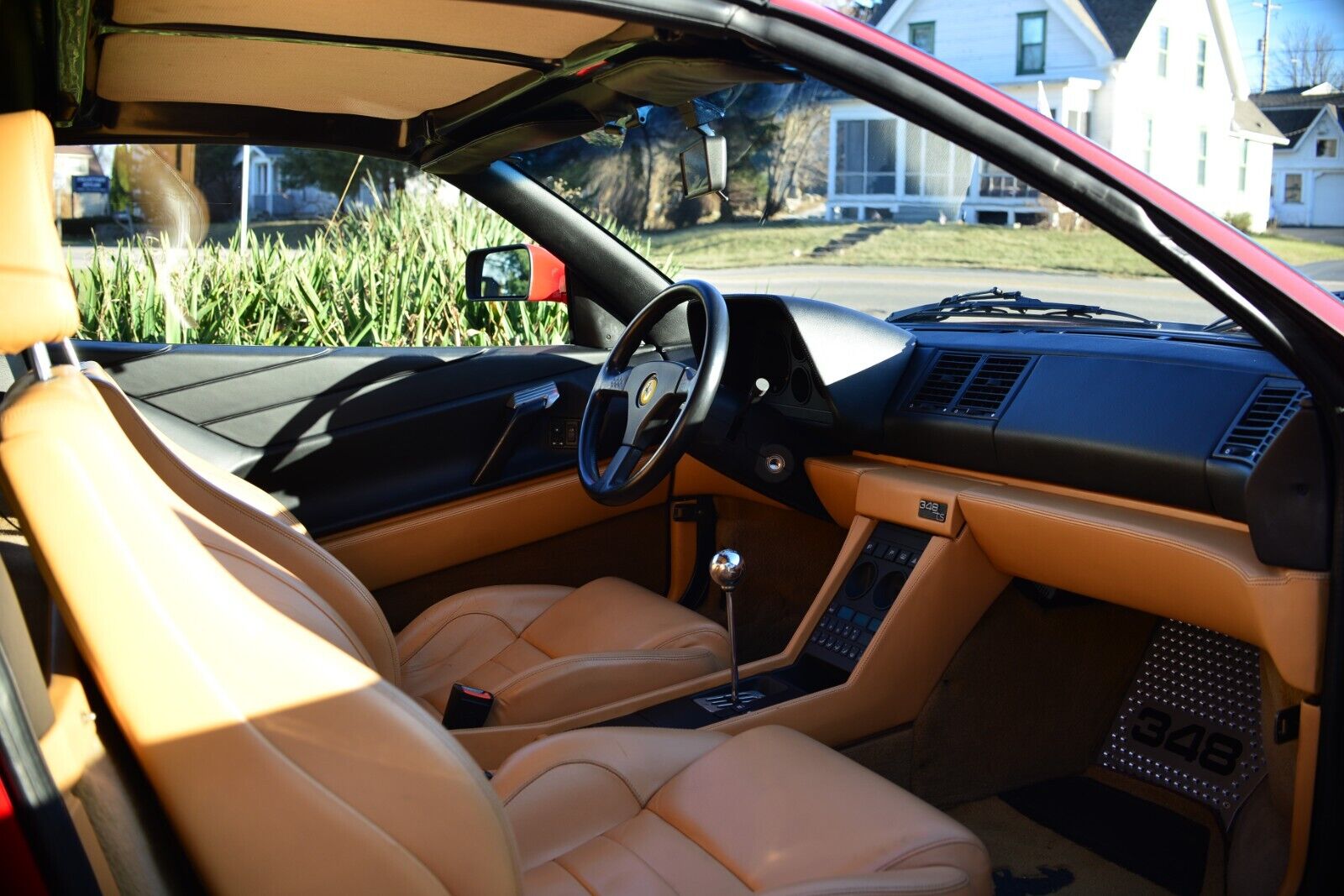 Ferrari-348-Coupe-1990-16