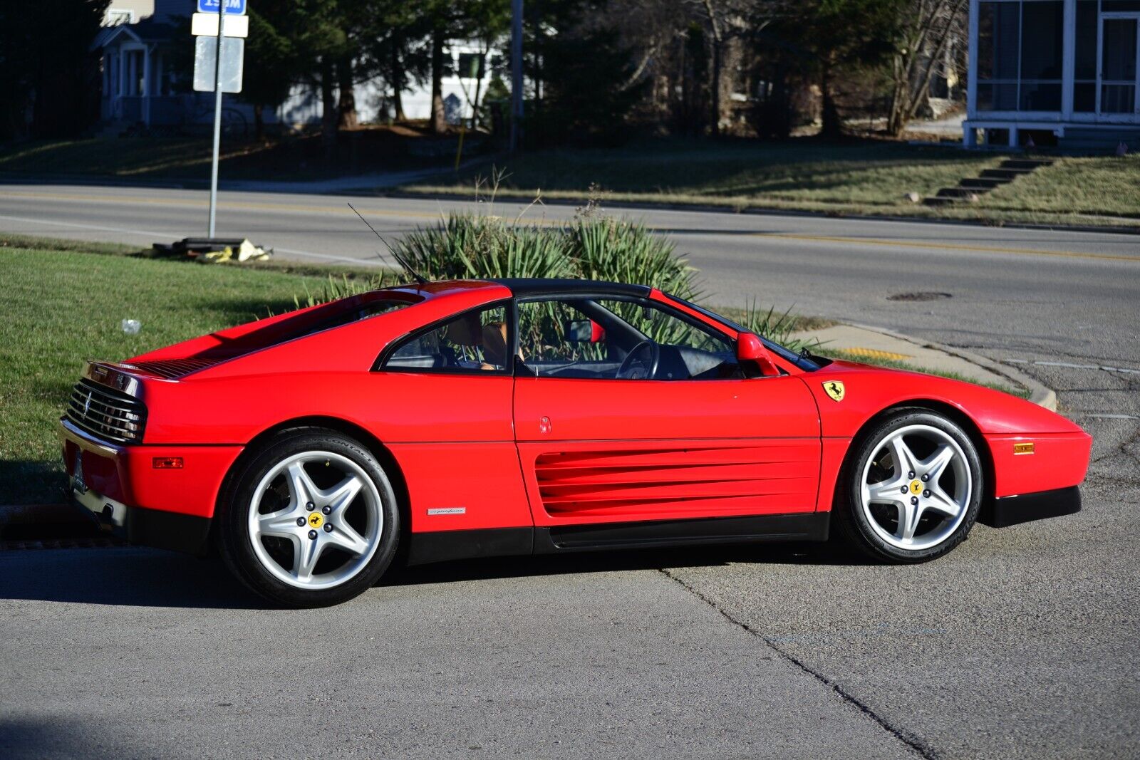 Ferrari-348-Coupe-1990-4