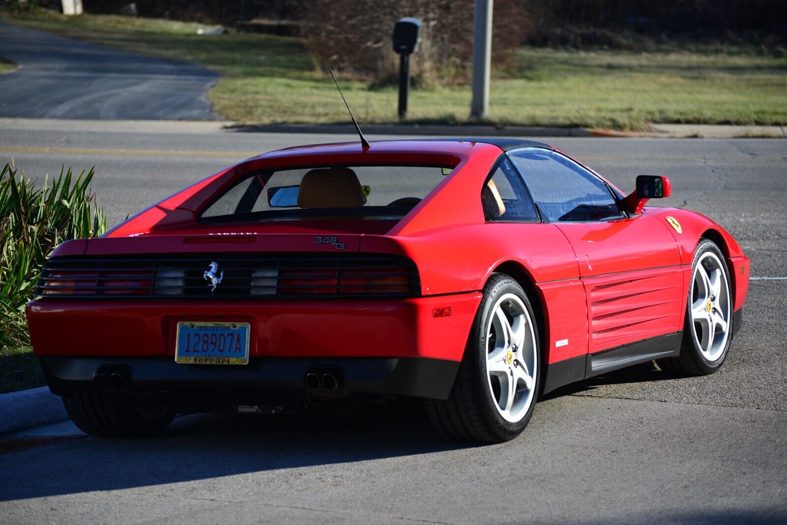 Ferrari-348-Coupe-1990-5