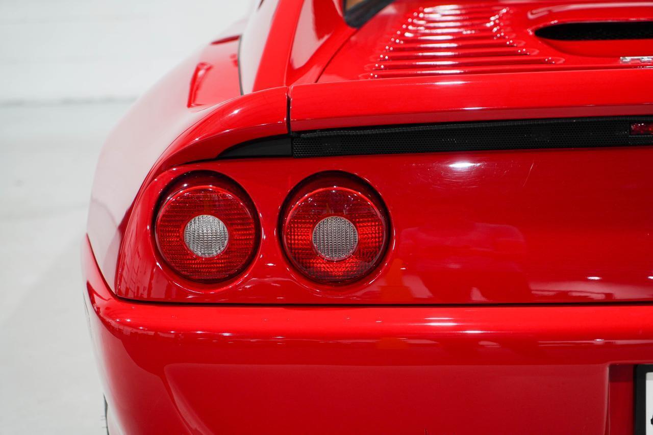 Ferrari-355-1995-35